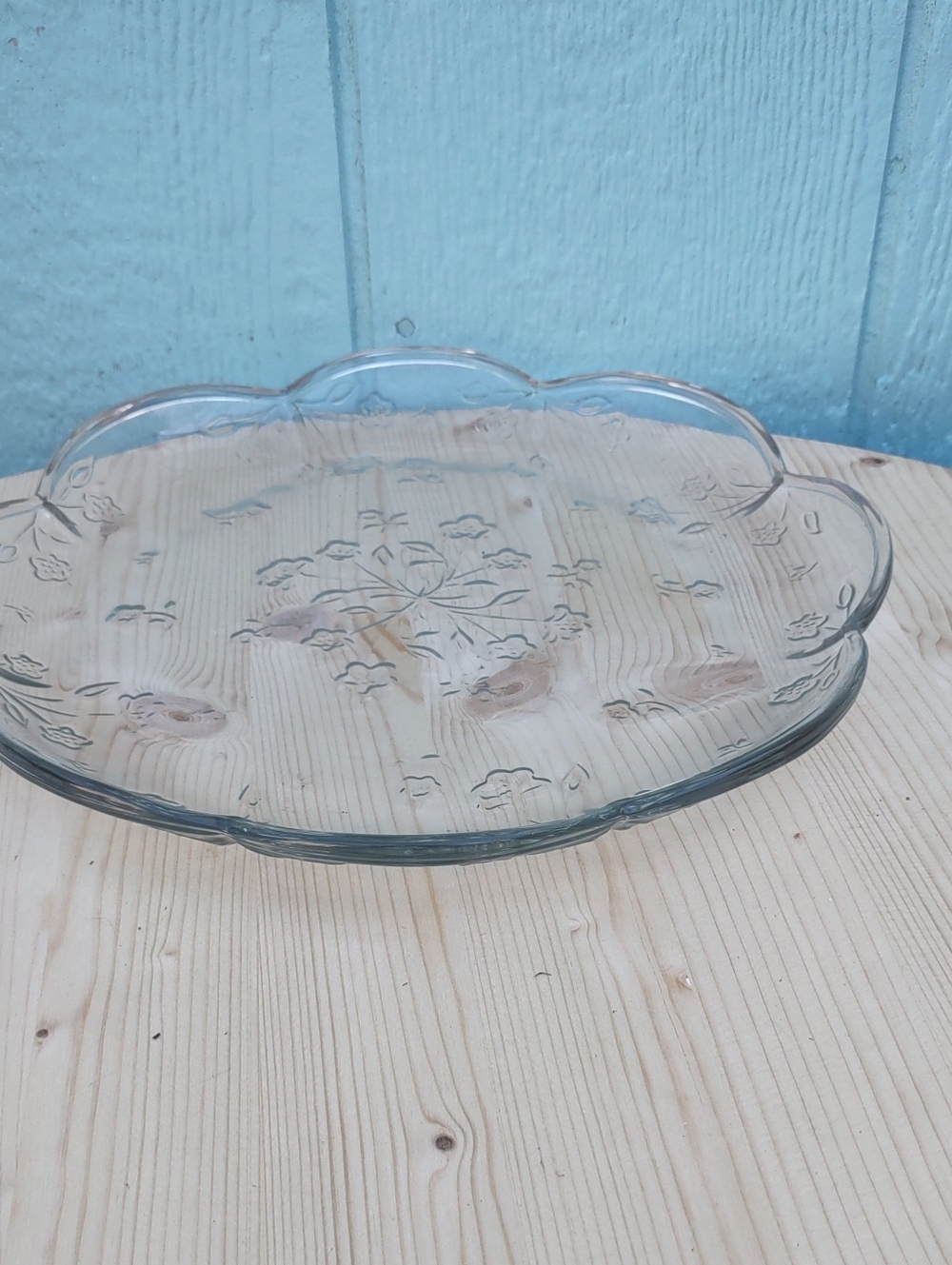 Clear Glass Floral Serving Platter - Transparent